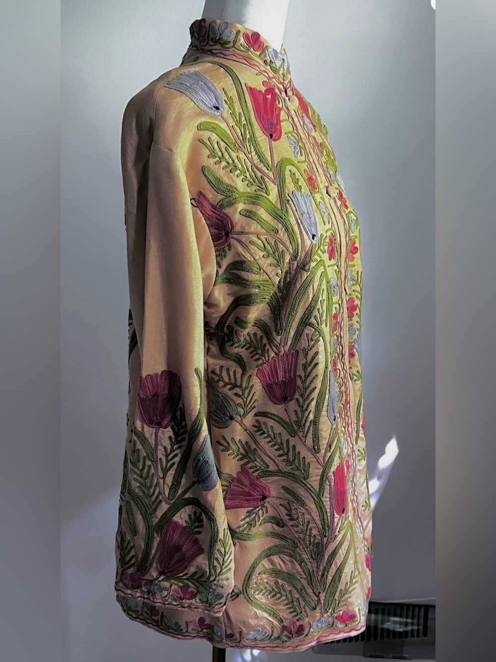 Soft Yellow Embroidered Long Tunic • Raw Silk Look & Feel • Red Blue Poppies - Picture 5 of 12
